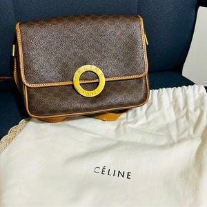 AUTHENTIC CELINE MACADAM RING CROSSBODY BAG ‼️